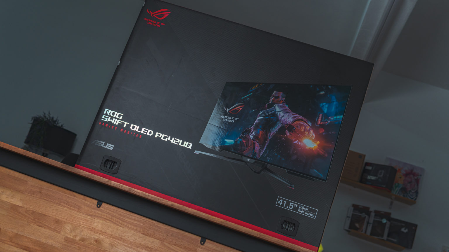 Asus Rog Swift Oled Pg Uq Review It S Big It S Heavy And It S