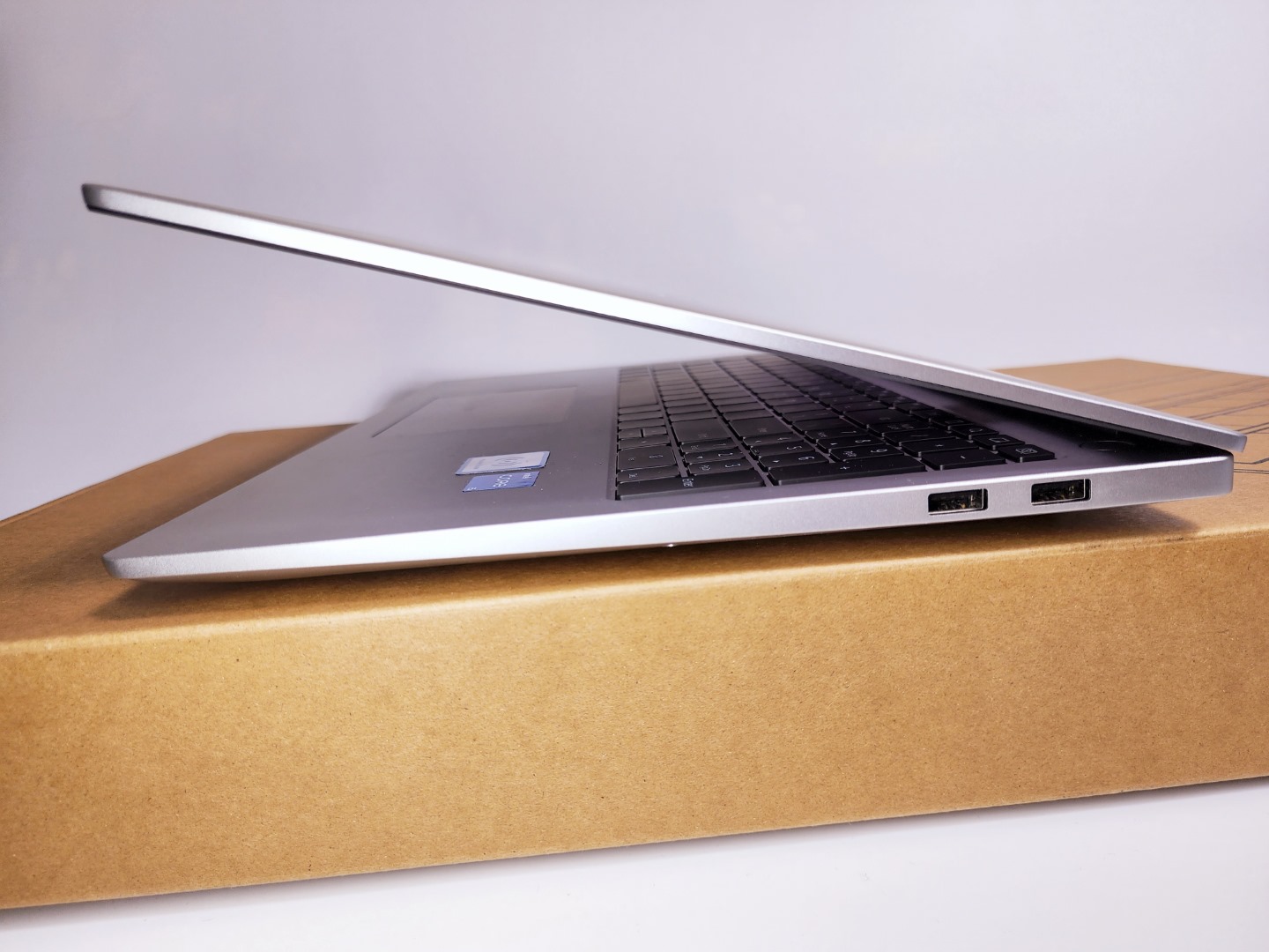 Huawei MateBook D 16 Review - Solid Overall Performance