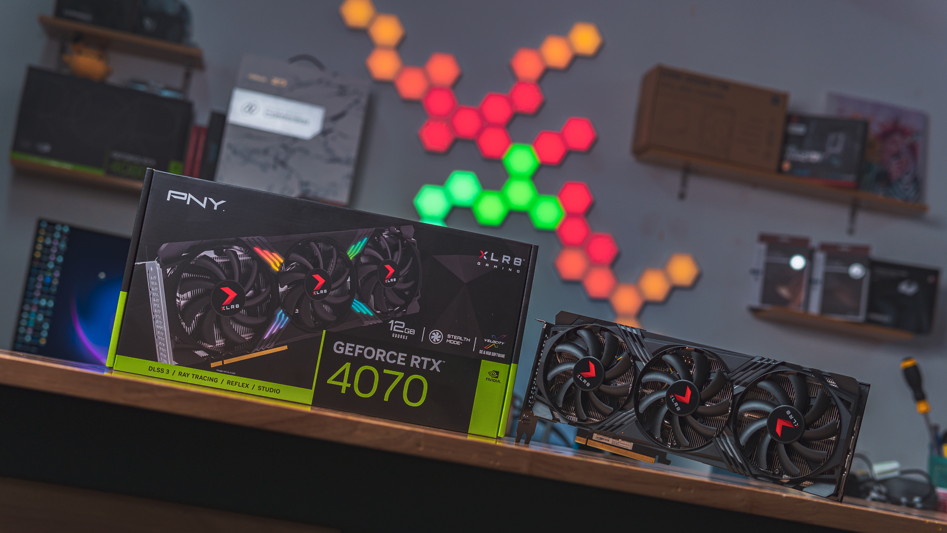 PNY GeForce RTX 4070 Ti 12GB XLR8 Gaming Verto OC - Carte